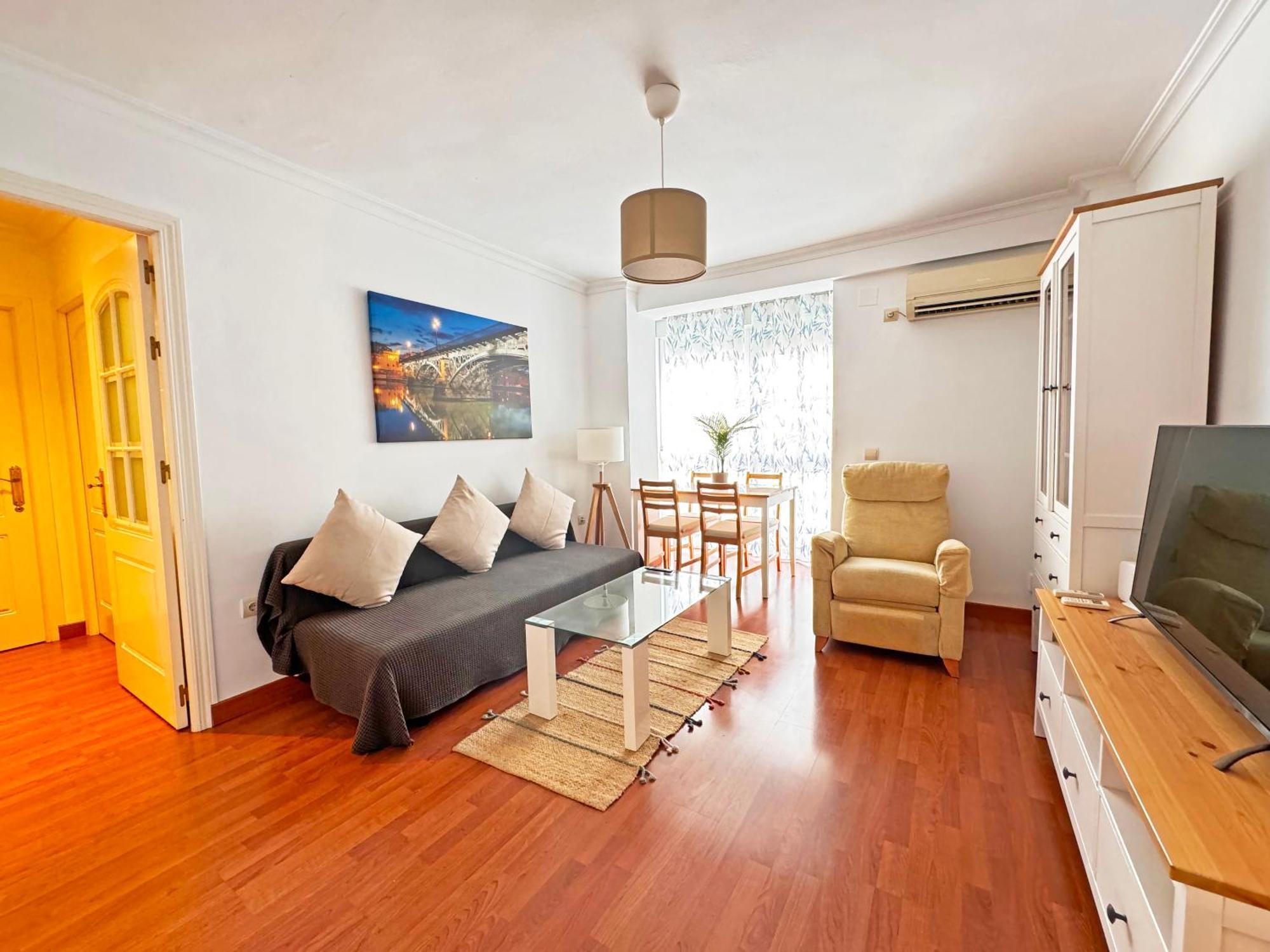 Triana Luxury Numancia Apartment Севиля Екстериор снимка